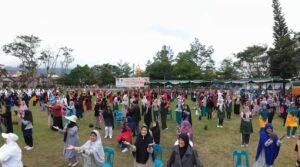 Dihadiri Ribuan Peserta, Sosialisasi Sekolah Lansia Berlangsung Meriah