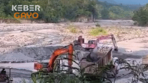 Akses Utama Menuju Segene Balik hingga Pondok Balik Sedang Diperbaiki